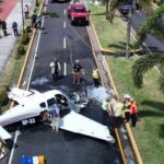 OTOYOLA ACİL İNEN UÇAK HASAR GÖRDÜ