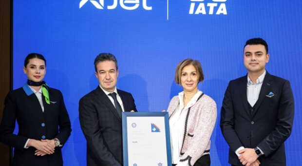 AJET IATA SERTİFİKASINI TESLİM ALDI