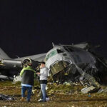 PARA TAŞIYAN UÇAKTA FACİA: 15 ÖLÜ