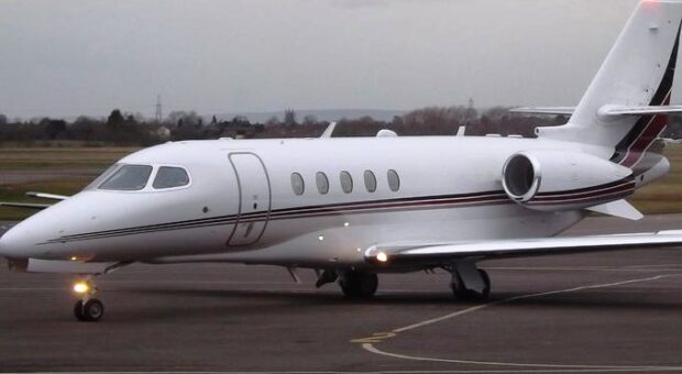 CESSNA KALKIŞTA GEYİĞE ÇARPTI