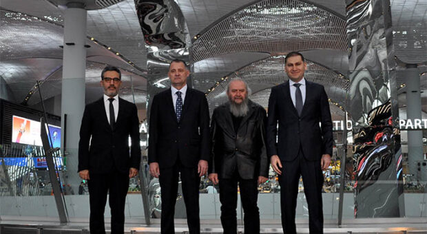 İGA ART DEV SANAT ESERİNİ SERGİLEDİ