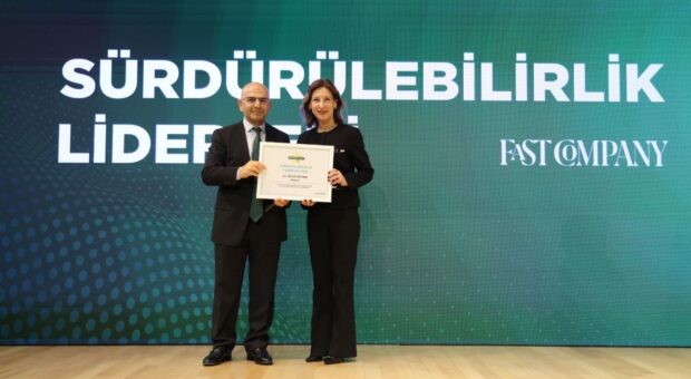 PEGASUS CEO’SU ÖZTÜRK’E BÜYÜK ÖDÜL