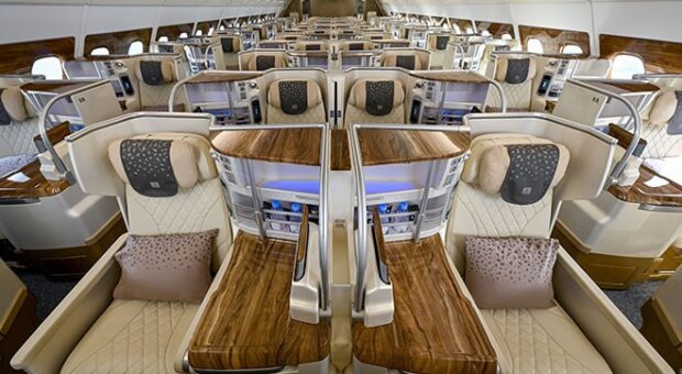 EMIRATES 100 UÇAĞINI TAMAMEN YENİLEDİ