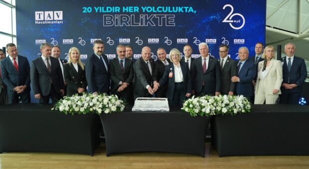 TAV ESENBOĞA’DA 20 YILI DEVİRDİ